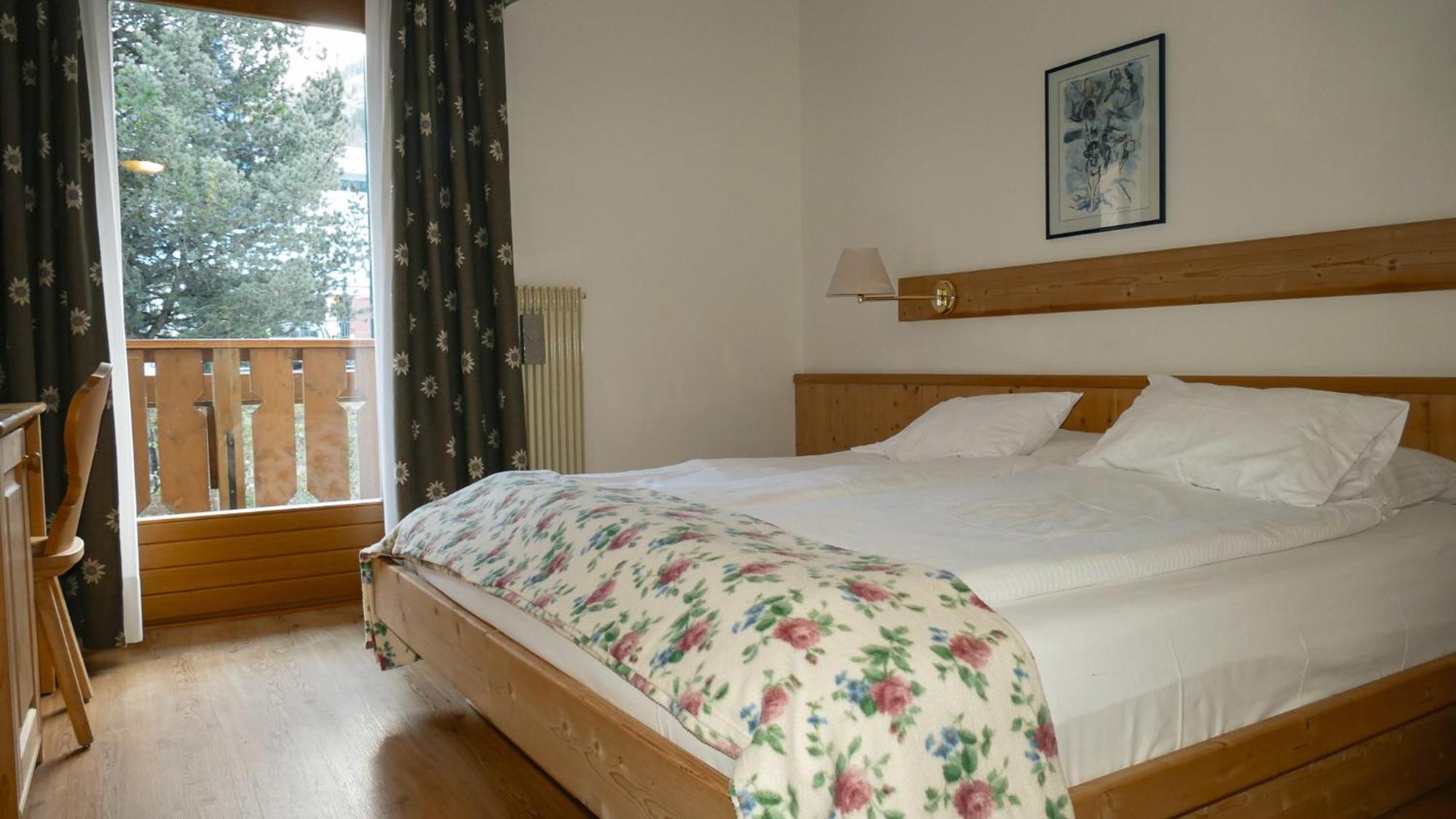 Hotel Malga Passerella Моена Екстериор снимка