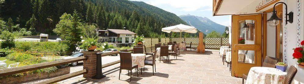Hotel Malga Passerella Моена Екстериор снимка
